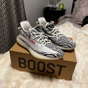 Yeezy Boost 350 V2